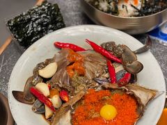 -草家酱蟹炭火烤肉店(珲春南路二店)