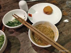 -佬土鹅肠火锅(中建大观店)