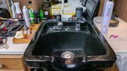 -Libertines barbershop 浪子理发店