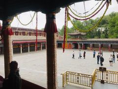 -塔尔寺游客服务中心