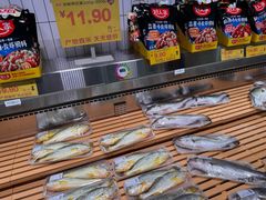 -华冠折扣超市(长阳店)