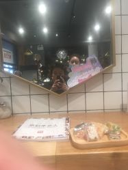 -PE SALON