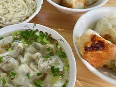 -依云煎包店