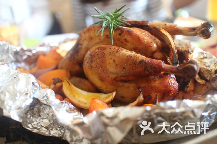 迷迭香烤全鸡