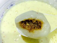 杏仁奶糊加汤丸-百花传统甜品店(原址店)
