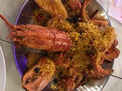 -樱花里音乐餐吧·牛扒椰子鸡(东圃店)