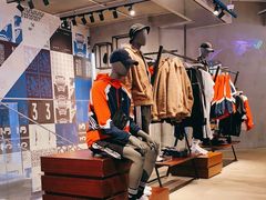 -阿迪达斯(武林银泰三叶草店)