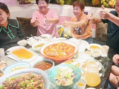 -巴特餐饮6加1音乐餐吧·新疆菜
