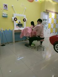 -爆米花儿童美发乐园