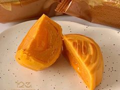 奶黄流心月饼-吴草鸡爪오초닭발韩食堂(融恒盈嘉中心店)