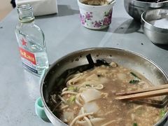 -正宗杨记普洱酸醋米线(总店)