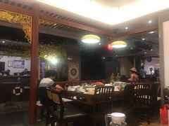 -小天鹅火锅·一线江景洪鼎旗舰店(洪崖洞店)