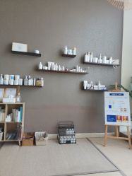 -JNK皮肤管理中心