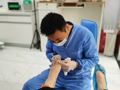 -Andrew指甲专科灰指甲·甲沟炎矫正·3D步态矫形鞋垫定制(浦三路店)