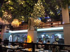 大堂-壹号院音乐餐厅•烤全羊•新疆菜(浐灞店)