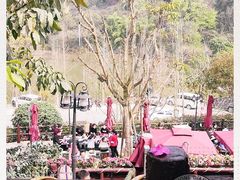-楠柏弯休闲山庄(梨花溪店)