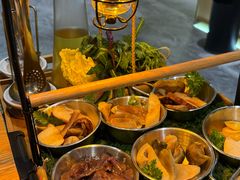 -一朵菌·野生菌探索家火锅(南亚店)