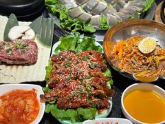 -木槿花韩式炭烤·熟成肉工坊(孙文东路店)