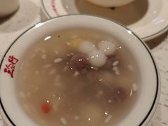 -三人行骨头王火锅(长寿店)