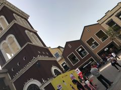 -王府井奥莱临潼小镇(临潼店)