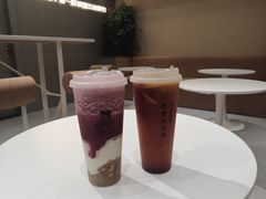 -沪上阿姨鲜果茶(世茂广场宽厚里店)