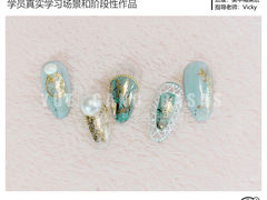 -粤港芭莎美容美发化妆学校