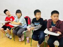 -英孚教育青少儿(昆城广场中心)