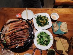 -蒙艾里民族传统菜蒙餐