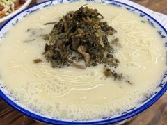 -雪琴面馆富安特色鱼汤面(城中花园店)