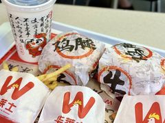 -华莱士·全鸡汉堡(沙井博岗店)