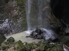 -龙水峡地缝景区