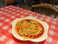 -阆辣荟餐饮(老味道8年·古城店)