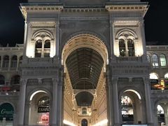 -埃马努埃莱二世拱廊