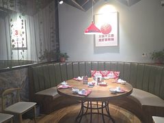 -叶派龙虾•招牌香辣蟹·海鲜(中海国际店)