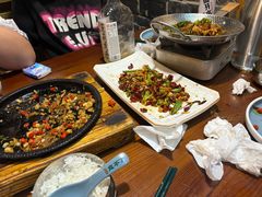 -钟掌勺忘不了地道湘菜(新天地假日广场店)