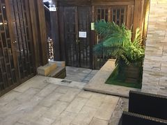 -裕龙汤泉