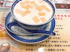 -广信牛奶甜品世家(台东店)