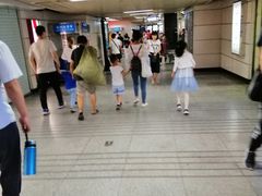 -华西坝(地铁站)