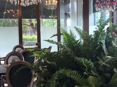 -上海虹桥西郊假日酒店