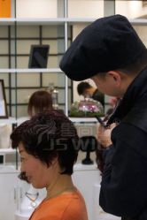 工作中-髻尚坊增发补发织发假发定制