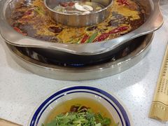 -正贰捌经重庆老火锅(建设路店)