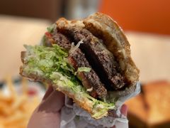 -The Habit Burger Grill 哈比特汉堡(复兴soho店)