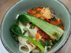一口香油泼面-西安贾三灌汤包·回坊小吃·清真炒菜(北院门总店)