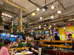 大堂-钢管厂歆瑞源油卤串串香(春熙路太古里店)