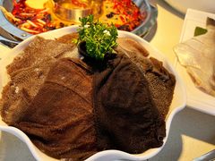 -茅草房·河畔园林火锅