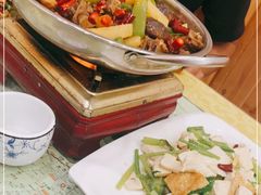 -乡土特色.冷锅鱼.牦牛肉汤锅