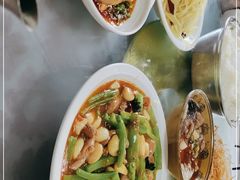-曾氏肥肠馆(凯瑞雅居店)