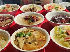 -蓝田九大碗民俗食府(蓝田店)