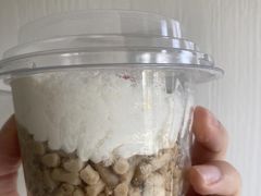 -红宝石·鲜奶小方·海派西点房(金杨店)