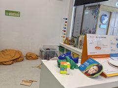 -岳辰齿科(浦东长泰店)